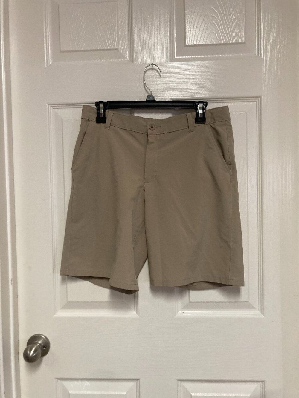 IZOD shorts khaki size 16 Husky Women's